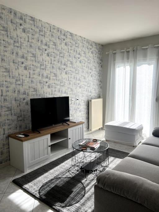 Letty'S Cozy Flat Apartment Peraía Eksteriør billede